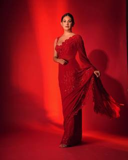Amyra Dastur feet photo 7