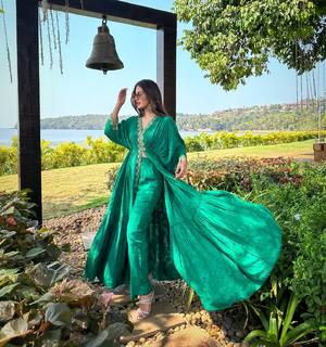 Amyra Dastur feet photo 11