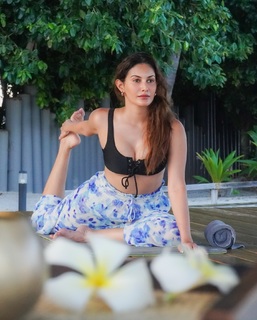 Amyra Dastur feet photo 3