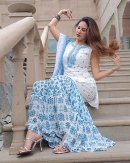 Amyra Dastur feet photo 4