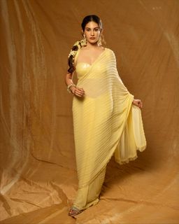 Amyra Dastur feet photo 9