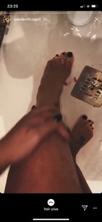 Amélie Neten feet photo 11