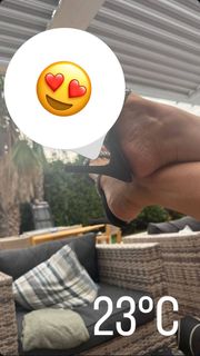 Amélie Neten feet photo 1