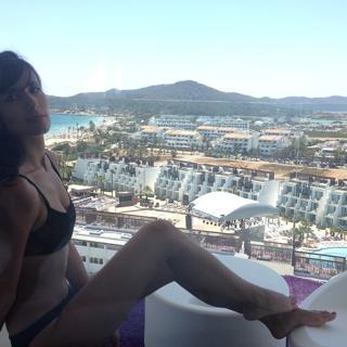 Ana Albadalejo feet photo 6