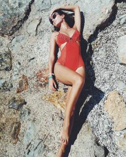 Ana Albadalejo feet photo 3