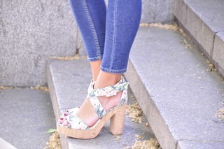 Ana Albadalejo feet photo 4