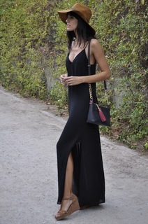 Ana Albadalejo feet photo 10
