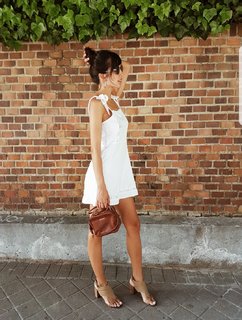 Ana Albadalejo feet photo 9