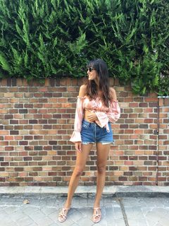 Ana Albadalejo feet photo 3