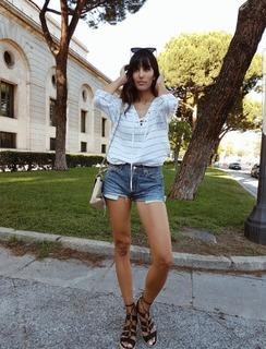 Ana Albadalejo feet photo 18