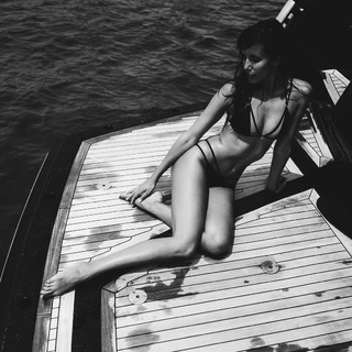 Ana Albadalejo feet photo 10