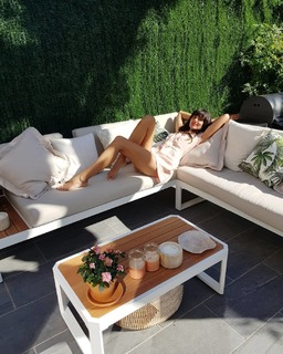 Ana Albadalejo feet photo 10