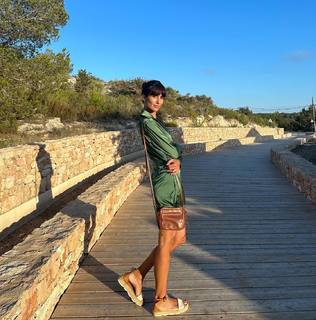 Ana Albadalejo feet photo 3