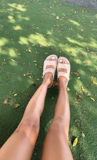 Ana Albadalejo feet photo 2