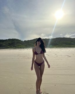 Ana Albadalejo feet photo 10