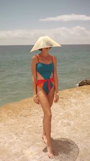 Ana Albadalejo feet photo 13