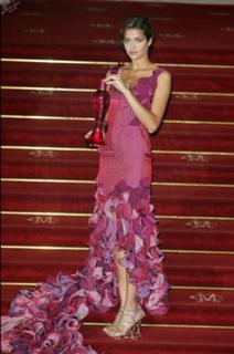 Ana Beatriz Barros feet photo thumbnail