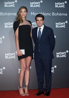 Ana Beatriz Barros feet photo thumbnail