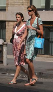 Ana Beatriz Barros feet photo thumbnail