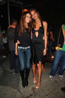 Ana Beatriz Barros feet photo thumbnail