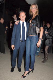 Ana Beatriz Barros feet photo thumbnail