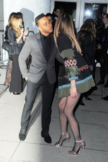 Ana Beatriz Barros feet photo thumbnail