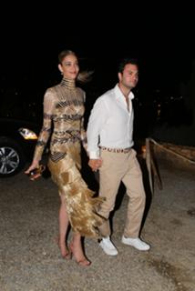 Ana Beatriz Barros feet photo thumbnail