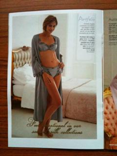 Ana Beatriz Barros feet photo thumbnail