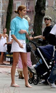 Ana Beatriz Barros feet photo thumbnail