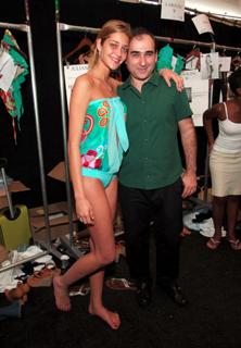 Ana Beatriz Barros feet photo thumbnail