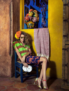 Ana Beatriz Barros feet photo thumbnail