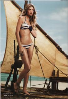 Ana Beatriz Barros feet photo thumbnail