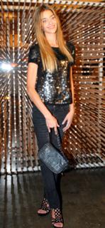 Ana Beatriz Barros feet photo thumbnail