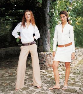 Ana Beatriz Barros feet photo thumbnail