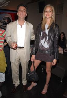 Ana Beatriz Barros feet photo thumbnail