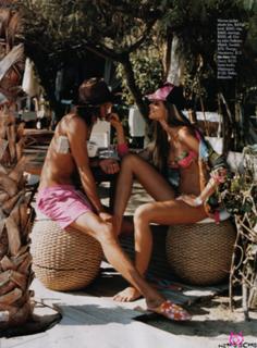 Ana Beatriz Barros feet photo thumbnail