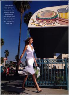 Ana Beatriz Barros feet photo thumbnail