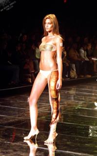 Ana Beatriz Barros feet photo thumbnail