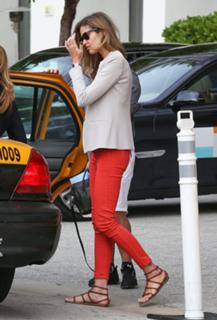 Ana Beatriz Barros feet photo thumbnail