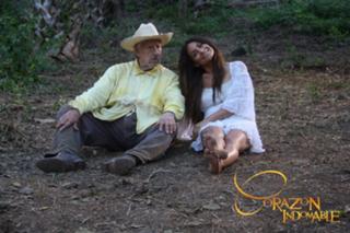 Ana Brenda Contreras feet photo thumbnail