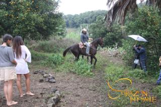 Ana Brenda Contreras feet photo thumbnail