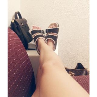 Ana Brenda Contreras feet photo thumbnail