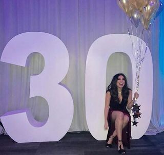 Ana Brenda Contreras feet photo thumbnail