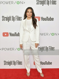 Ana Brenda Contreras feet photo thumbnail
