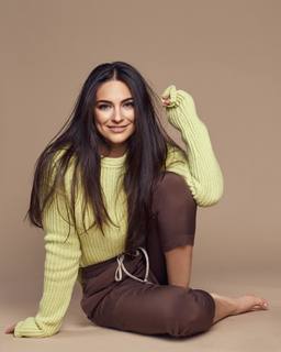 Ana Brenda Contreras feet photo thumbnail