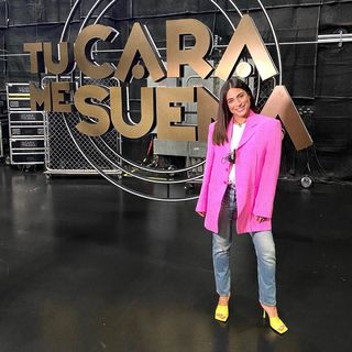 Ana Brenda Contreras feet photo thumbnail