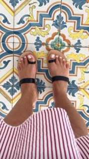 Ana Brenda Contreras feet photo thumbnail