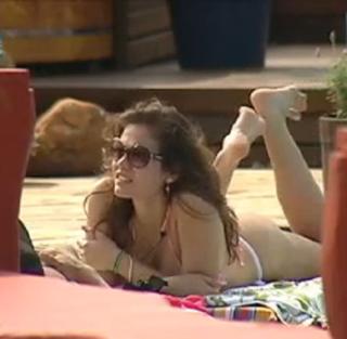 Ana Carolina Dias feet photo 16