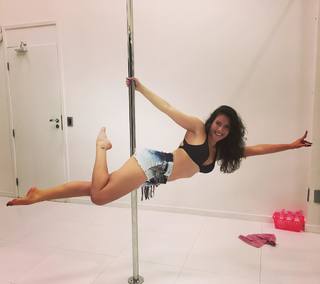 Ana Carolina Dias feet photo 13