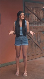 Ana Castela feet photo thumbnail